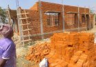 ब्लाक महराजगंज: ग्रामीण बोले गुणवत्ता के विपरीत हो रहा निर्माण कार्य, खंड विकास अधिकारी ने दिये जांच के आदेश