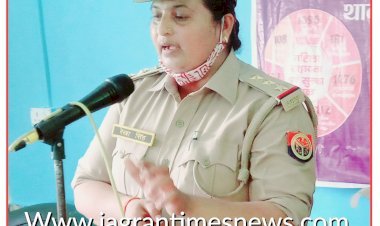 पुलिस अधीक्षक आलोक प्रियदर्शी ने कानून व्यवस्था को चुस्त-दुरुस्त बनाए रखने के लिए चलाई तबादला एक्सप्रेस, रेखा सिंह को सौंपी गई मिल एरिया थाने की कमान