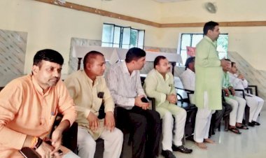 महराजगंज ब्लाक में प्रबुद्ध वर्ग सम्मेलन का किया गया आयोजन