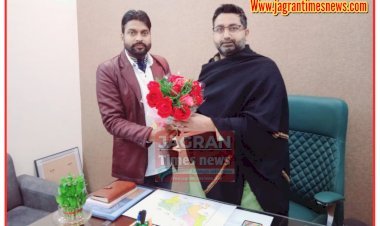 लखनऊ: अल्पसंख्यक मोर्चा भाजपा (रायबरेली) के जिला उपाध्यक्ष रहमत अली ने दानिश आजाद अंसारी (राज्यमंत्री) से किया शिष्टाचार मुलाकात, लोकसभा चुनाव 2024 को लेकर हुई वार्ता