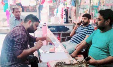 नगर पंचायत महराजगंज: घर-घर पहुँची मेडिकल टीम, मलेरिया, डेंगू की किया जांच  व दवा वितरित