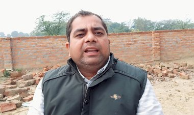 ब्रेकिंग न्यूज: आरोप व बहिष्कार के बाद भाजपा मंडल अध्यक्ष महराजगंज विवेक पाण्डेय ने दी सफाई, कहा ऑडियो, फोटो या वीडियो मिलने पर पार्टी जो कार्यवाही करेगी स्वीकार है  हालांकि पार्टी कार्यकर्ताओं का गंभीर आरोप के बाद हड़कंप मच गया...