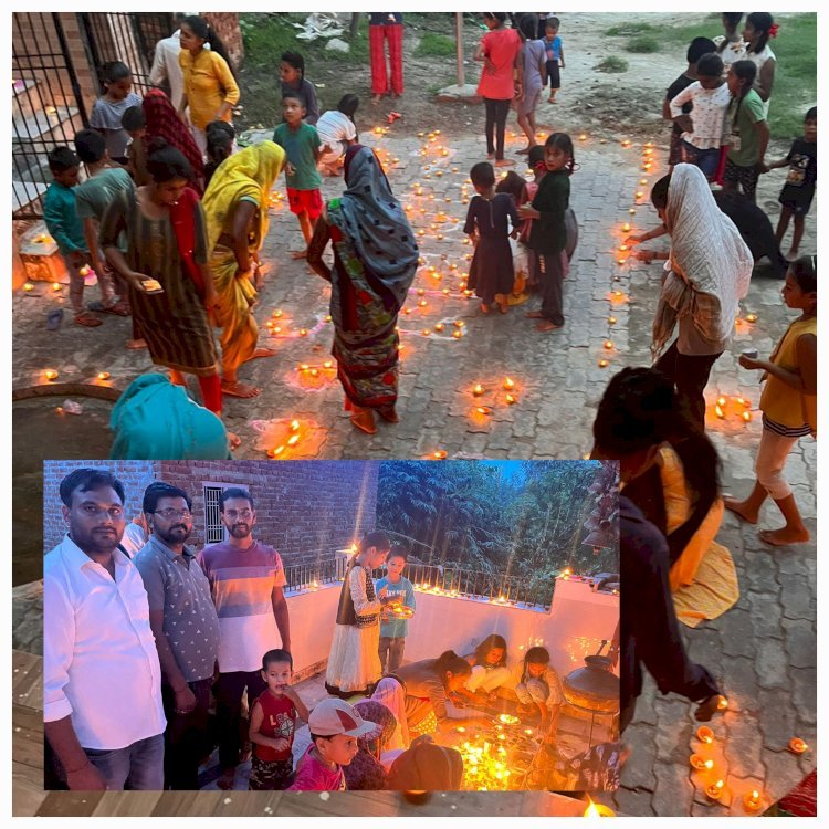 हर्षोल्लास के साथ दीप उत्सव कार्यक्रम का किया गया आयोजन, हजारों दीपक जलाकर बांटी मिठाई, मनाई खुशी
