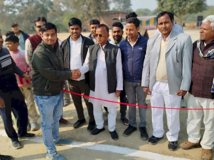 बबुरिहा मैदान में हिंदू-मुस्लिम एकता क्रिकेट प्रतियोगिता शुरू, अली स्पोर्टिंग क्लब ने जीता मैच